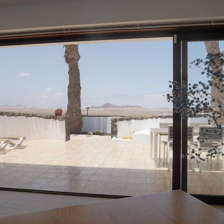 Bungalow Con Vistas Al Mar Famara Exterior foto